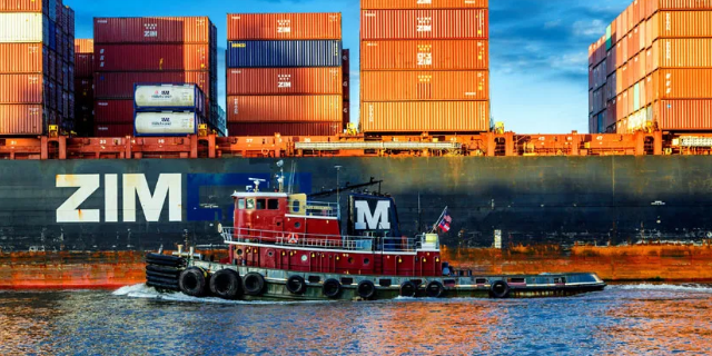 船舶改道绕过红海，海运价飙升！